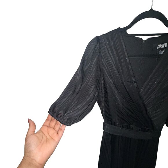 DKNY Black W/ Silver Metallic Striped Faux Wrap Dress W Tie Belt  Sz 8 NWT - Picture 2 of 12